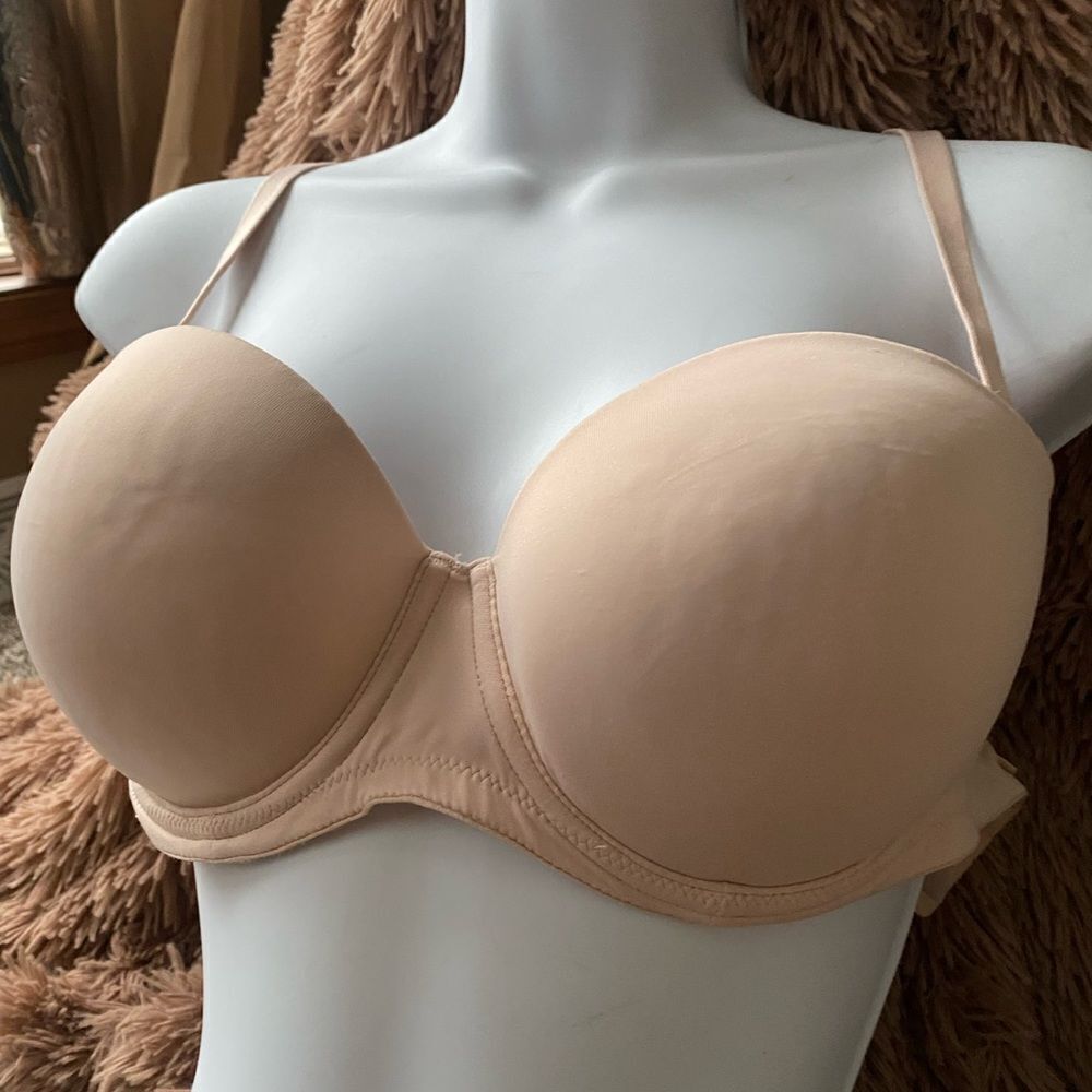 Victoria’s Secret Wear Everywhere Push Up STRAPLESS 32DD Buff